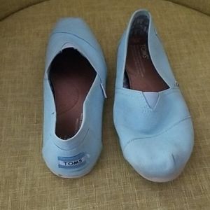 Blue canvas shoes